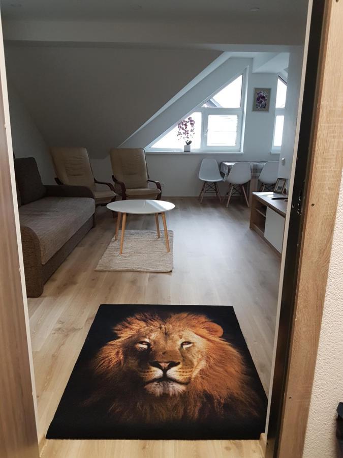 Liuto Apartamentai Juodkrantė Exteriör bild