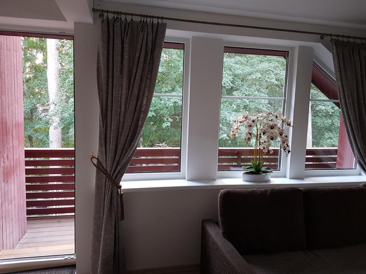 Liuto Apartamentai Juodkrantė Exteriör bild