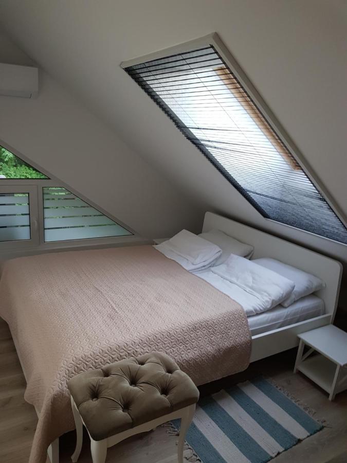 Liuto Apartamentai Juodkrantė Exteriör bild