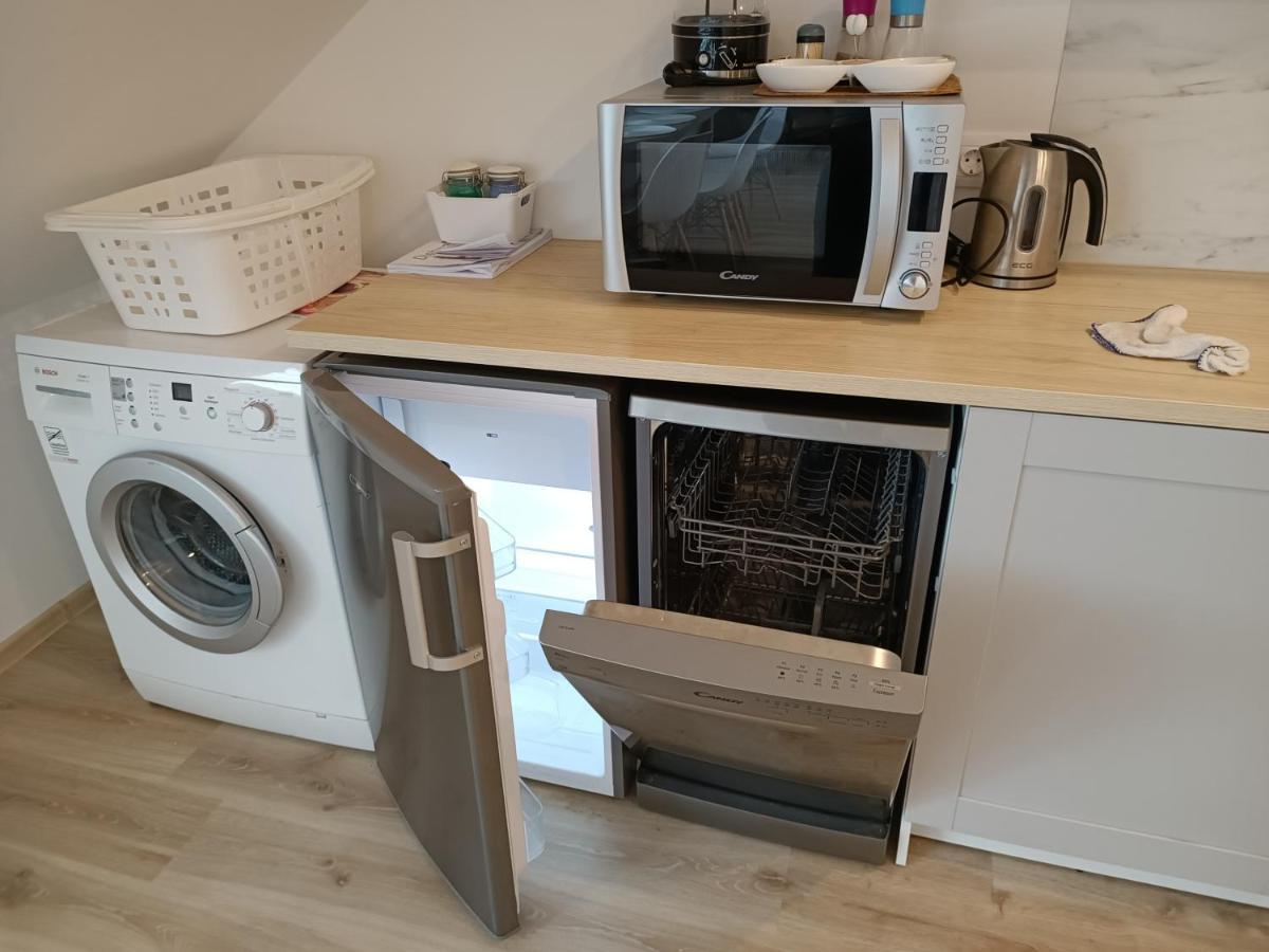 Liuto Apartamentai Juodkrantė Exteriör bild